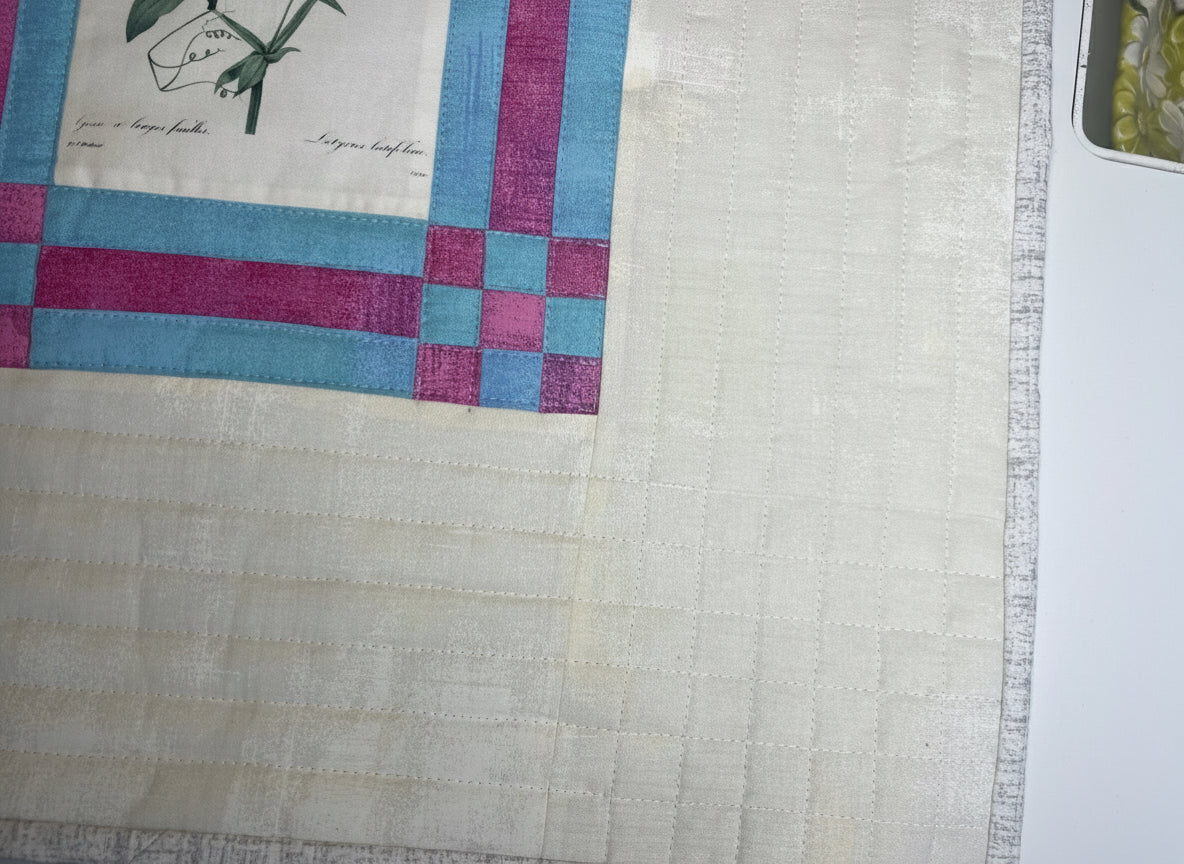 Traditional Flower Sketch Quilt